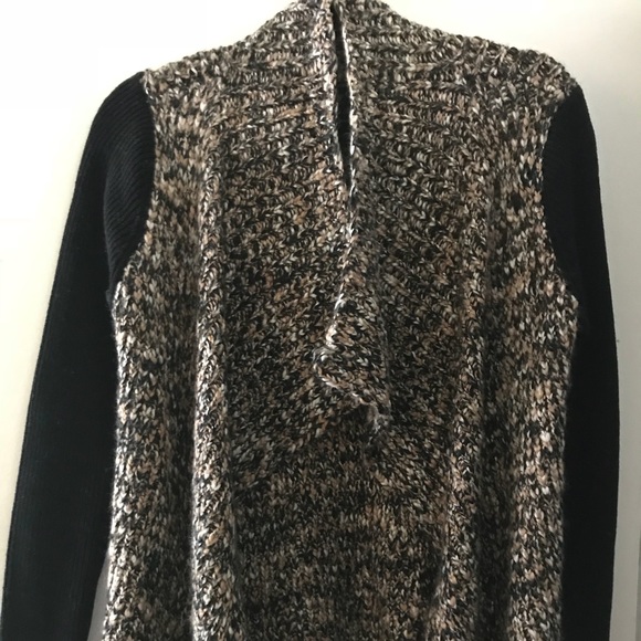 Lucky Brand thick knit sweater. - Picture 2 of 4